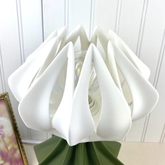 Lotus Inspired Table Lamp, Bloom Table Lamp, Desk Lamp and Shade, Bedside Lamp - Picture 3 of 12